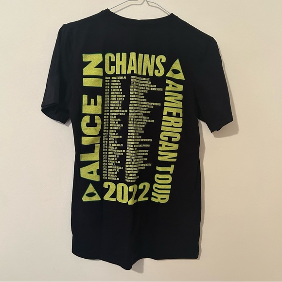 NWOT Official Alice in Chains 2022 Tour T Shirt Small Graphic Tee Grunge Merch - Picture 2 of 5